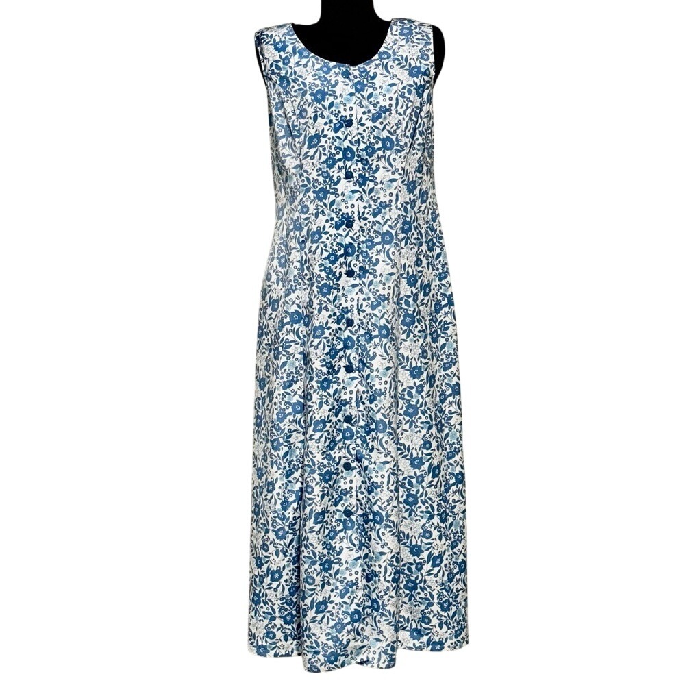 Expressions EUC Lounge Dress,‎ Front Button Up, Sleeveless, Size 10